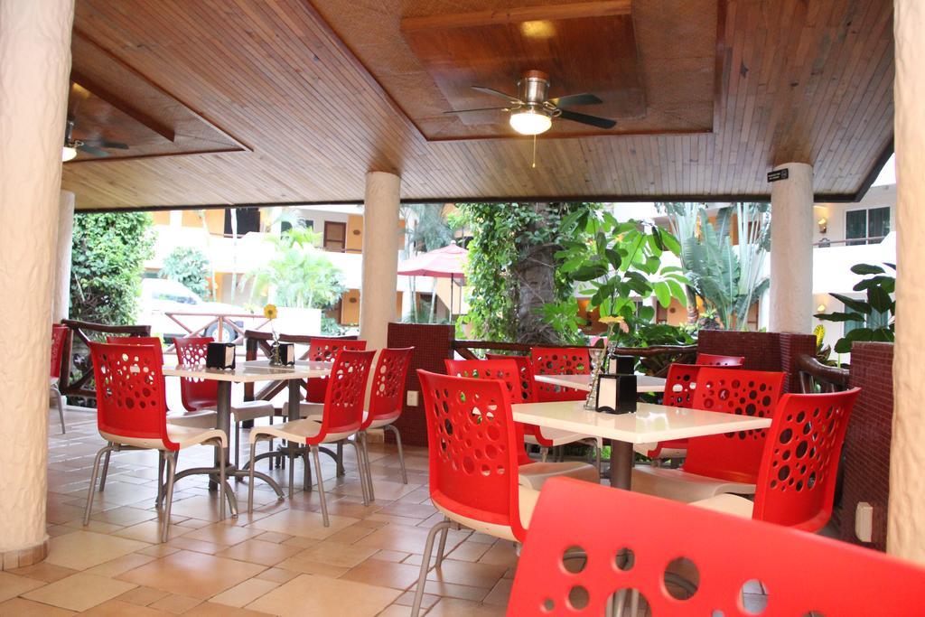 Hotel Palapa Palace 툭스틀라 외부 사진
